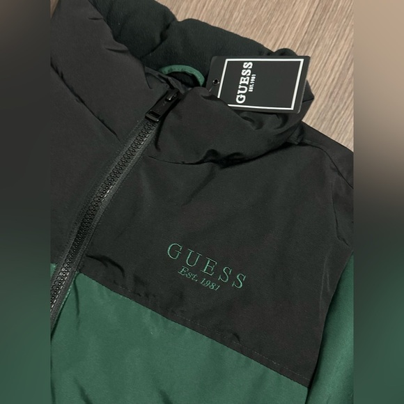 NWT - Guess Block Puffer Jacket - Picture 2 of 7